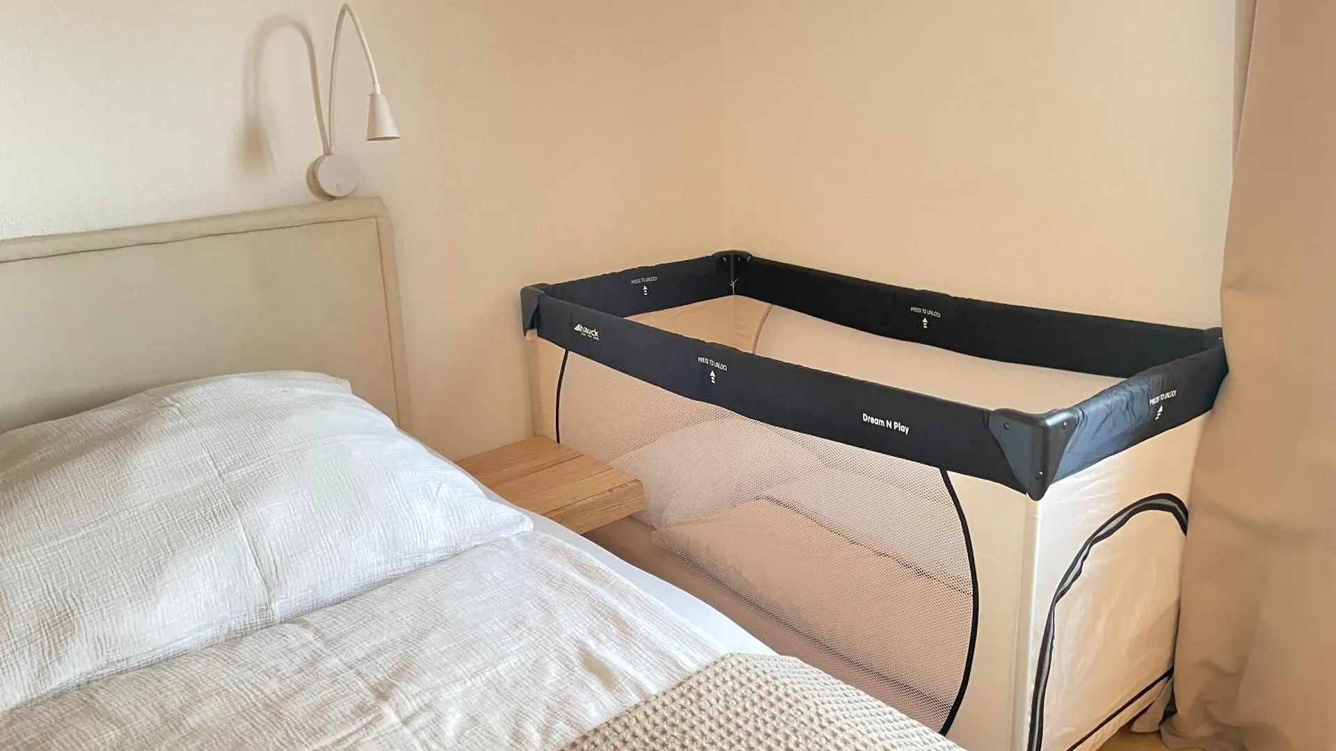 アパート Ferienwohnung Horrer ベルナウ・アム・キームゼー